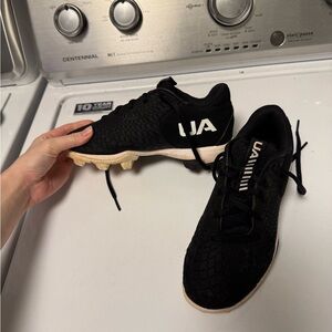 Under Armour Kids Black Soccer or Baseball cleats